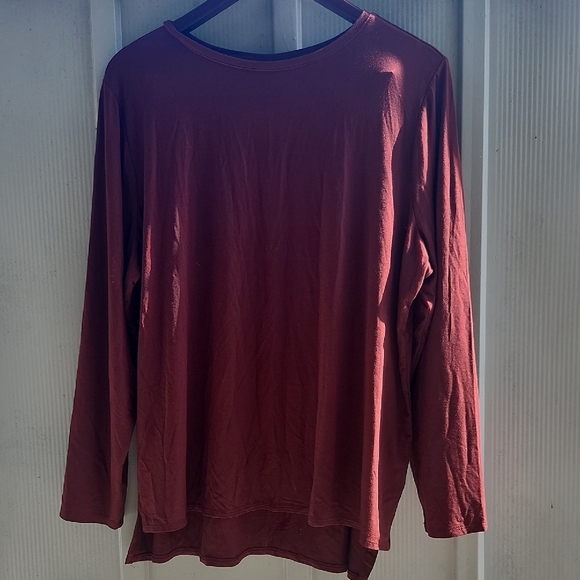 NWT Alfani Long Sleeve Burgundy Top - Picture 1 of 6